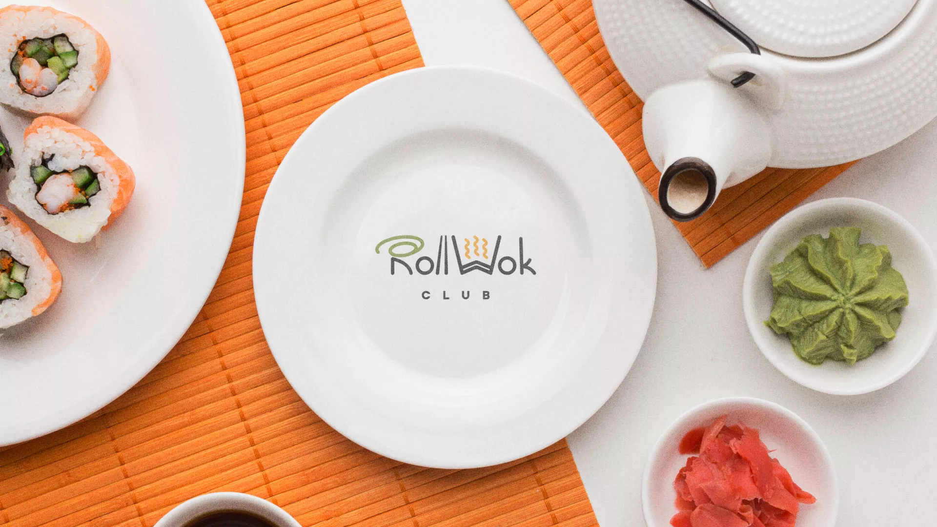 Разработка логотипа и фирменного стиля в Абдулино для суши-бара «Roll Wok Club»